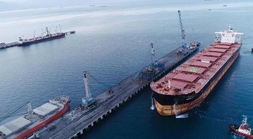 Vali Doğan, Atakaş Limanının rekorunu paylaştı