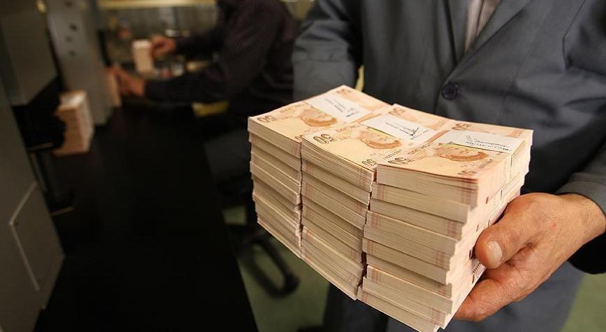 Hazine 8,7 milyar lira borçlandı