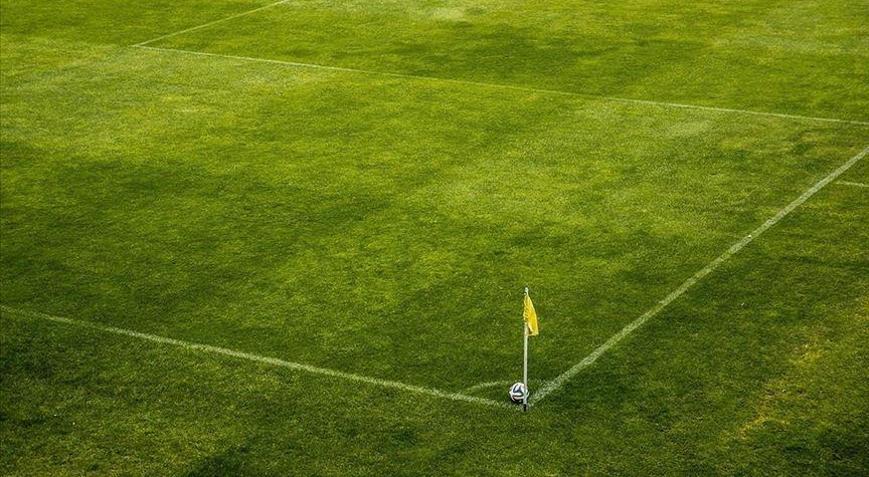 Yeşil sahaların devleri kaybettirdi