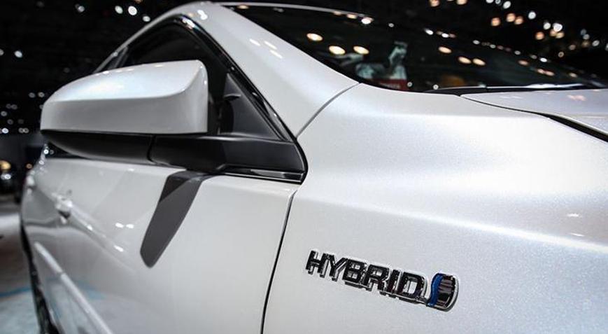 Elektrikli ve hibrit otomobillerin satışı artıyor