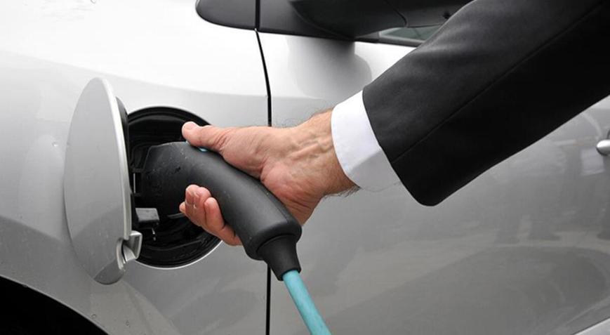 ABden 1 milyon elektrikli şarj istasyonu talep edildi