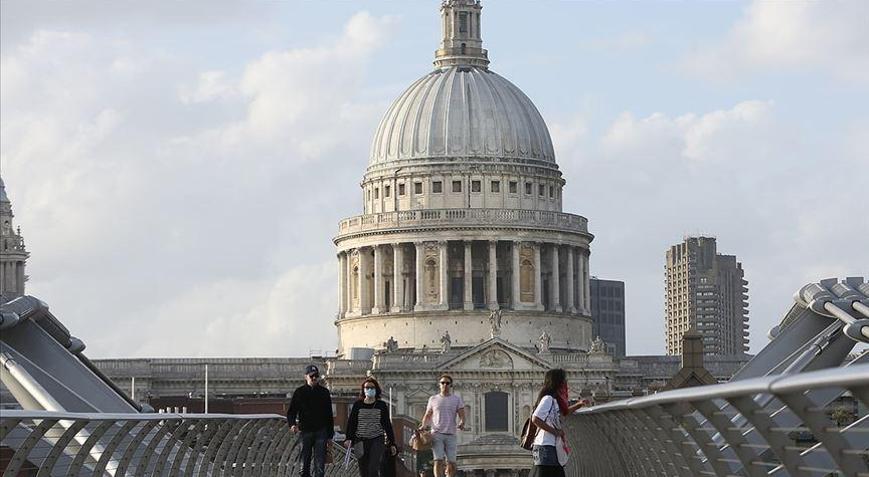 İngiltere’de 311 yılın en sert daralması yaşandı