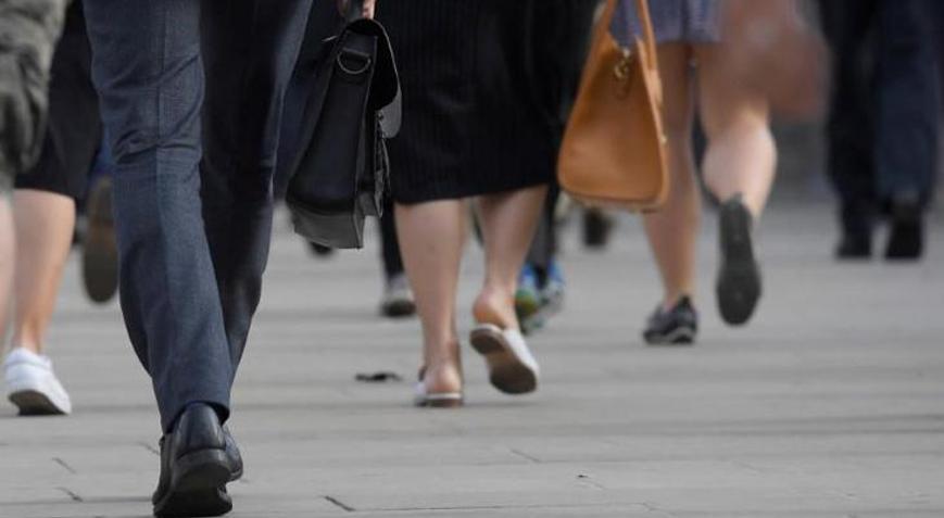 İngilterede işsizlik beş yılın zirvesinde