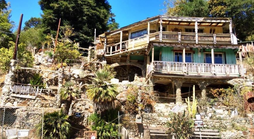 Çöplerden Yapılan Bir Ev: Nitt Witt Ridge