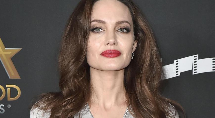 Hem Şık Hem Zarif: Angelina Jolienin Evi