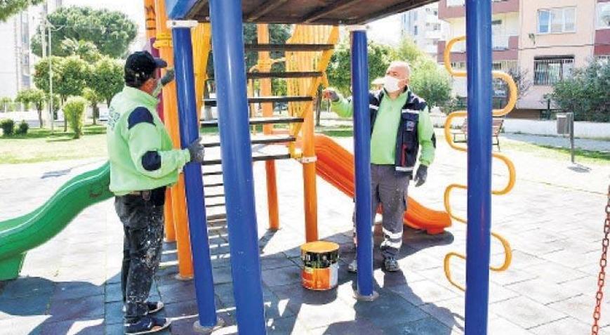 Parklarda yaza hazırlık başladı