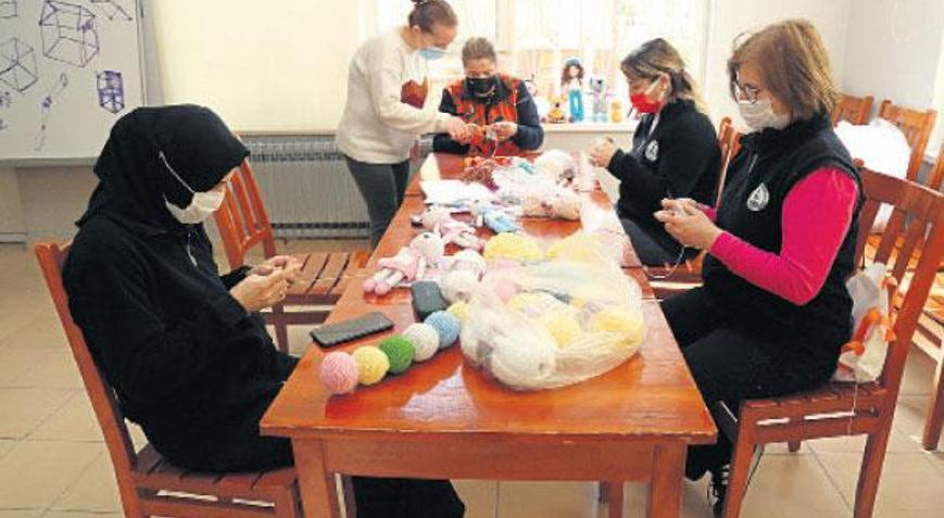 Sağlığa zararsız Amigurumi bebek