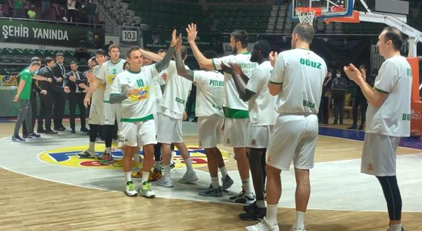 Ender Arslan gözyaşlarıyla kariyerini noktaladı