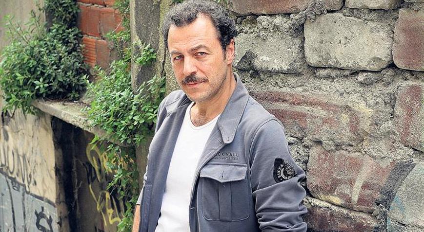 Kavuşuncaya dek hasret gideriyoruz