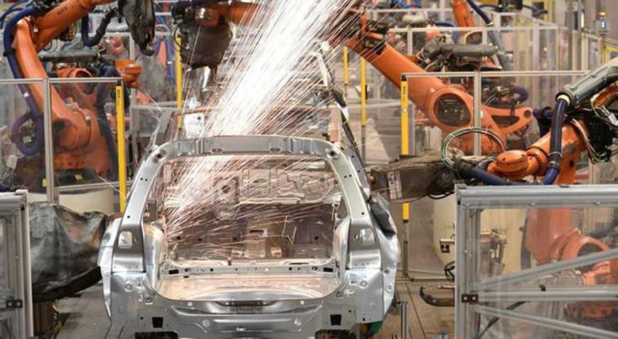 Almanyada sanayi üretimi arttı