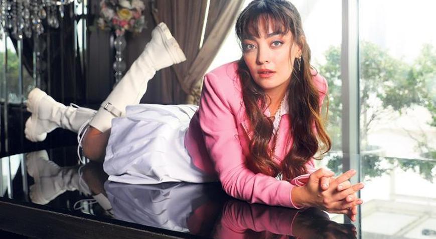 Keşke kalbim bu kadar ortada yürümesem