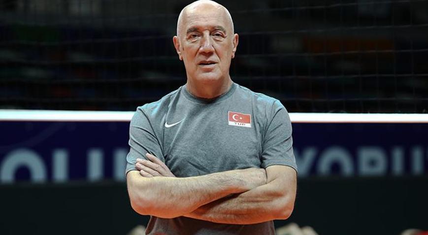 A Milli Erkek Voleybol Takımı Başantrenörü Özbey: Avrupada yeniden şampiyon olmak istiyoruz