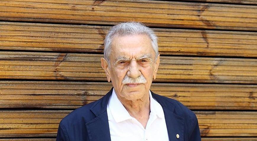 Aydemir Akbaş Kimdir?