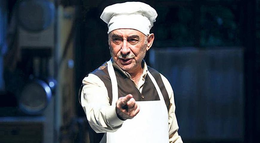 İnsan kime hizmet ettiğini bilmeli