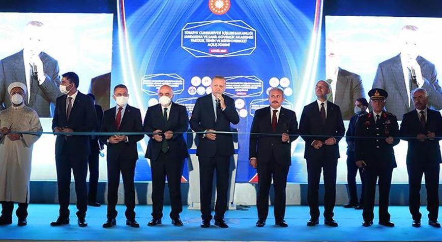 Cumhurbaşkanı Erdoğan, Güvenlik Bilimleri Fakülte ve Yurt Binası Açılış Törenine katıldı