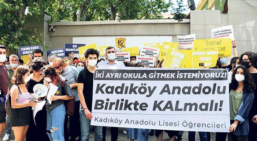 Kadıköy Anadolu’da ‘nakil krizi’ büyüyor