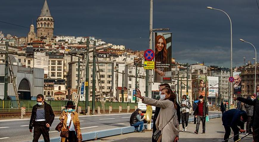 Büyükşehirler susuzluk riski altında Üç Van Gölü kadar alanı kaybettik