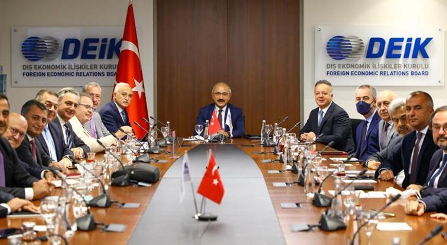 Bakan Elvan, DEİK üyeleriyle bir araya geldi