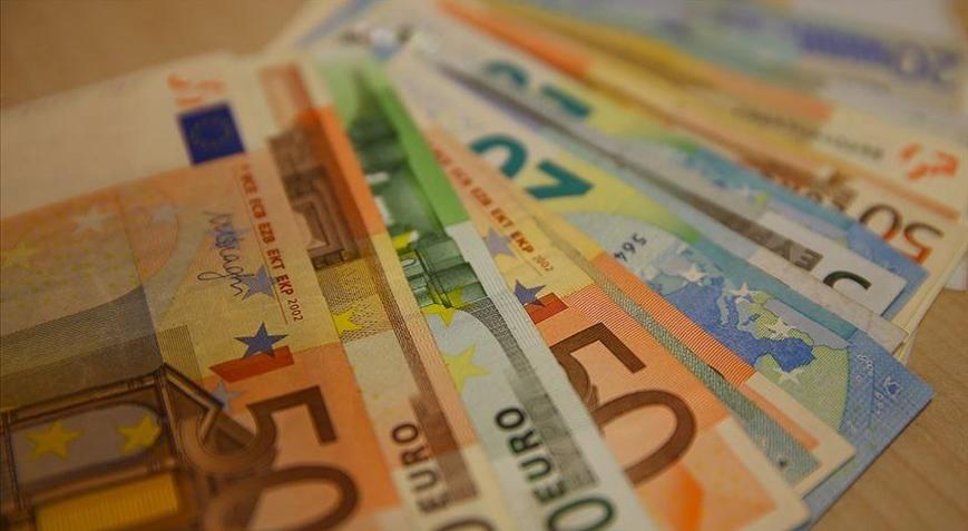 Euro Bölgesi üçüncü çeyrekte büyüdü