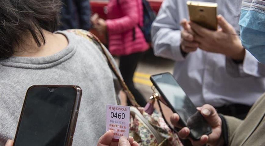 Çinde piyasaya sürülen akıllı telefon sayısı azaldı
