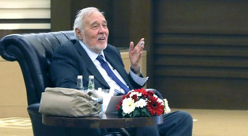 Prof. Dr. İlber Ortaylıdan Türkiyede senato oluşturulmalı önerisi