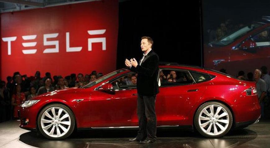 Elon Musk, Tesla hisselerini satacak mı