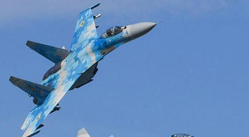 Son dakika... Rus uçakları İdlibi vurdu