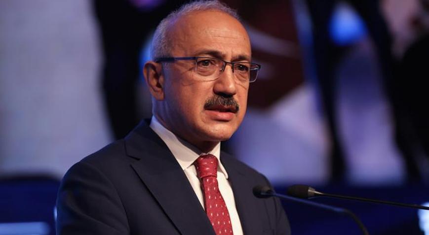 Bakan Elvandan enflasyon ve döviz açıklaması