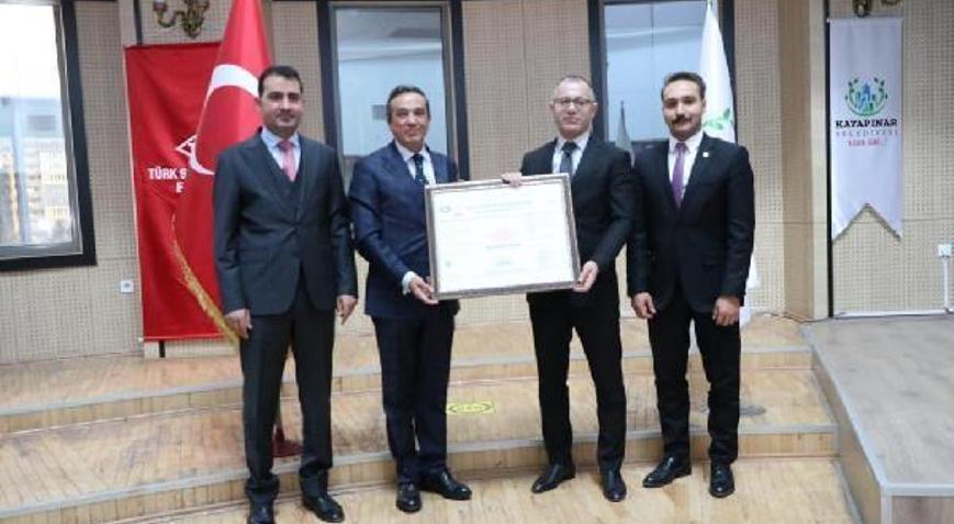 Kayapınar Belediyesine ‘TS EN ISO 9001 Kalite Yönetim Sistem Belgesi’ verildi