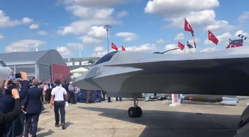 Savunma Sanayii Başkanı Demir açıkladı Milli jette Rus teması