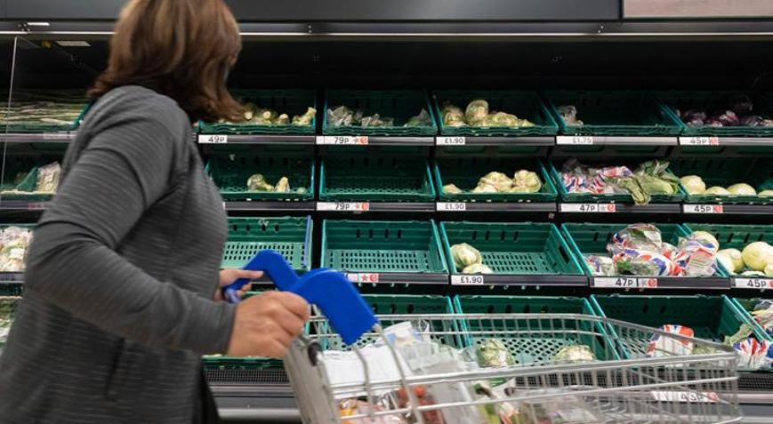 CBI, İngiltere için büyüme tahminlerini düşürdü