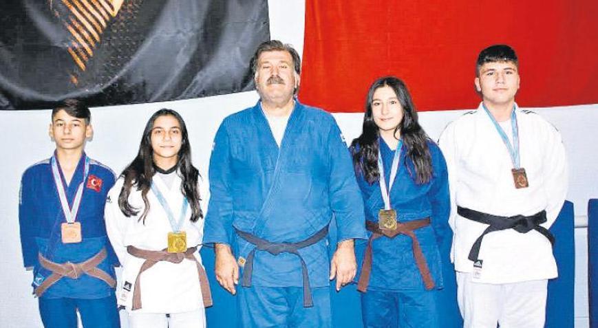 Yunusemreli judocular 2022’de daha iddialı...
