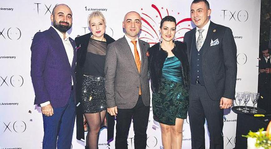 Birinci yıl kutlaması