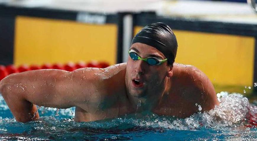 Son dakika: Milli yüzücü Emre Sakçıdan dünya rekoru
