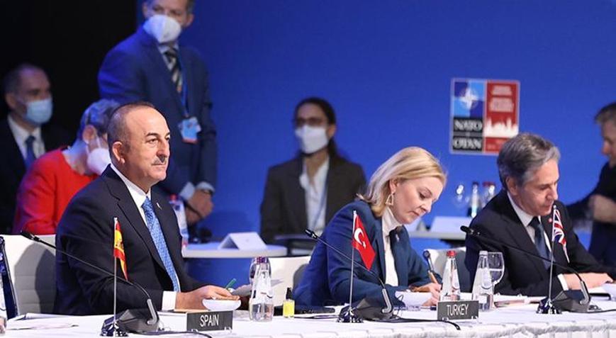 Bakan Çavuşoğlu’nun 2021 yılında diplomasi trafiği
