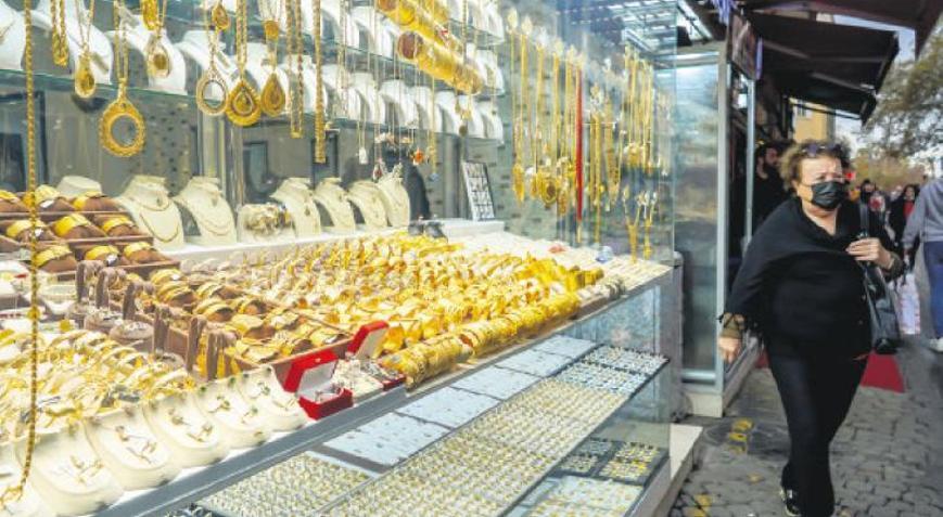 Evdeki altında söz kadınlarda