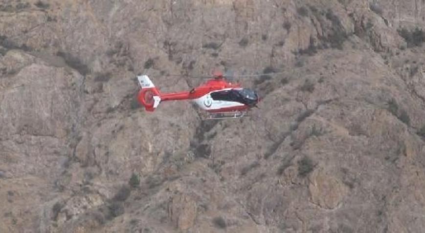 Helikopter ambulans hasta için devrede