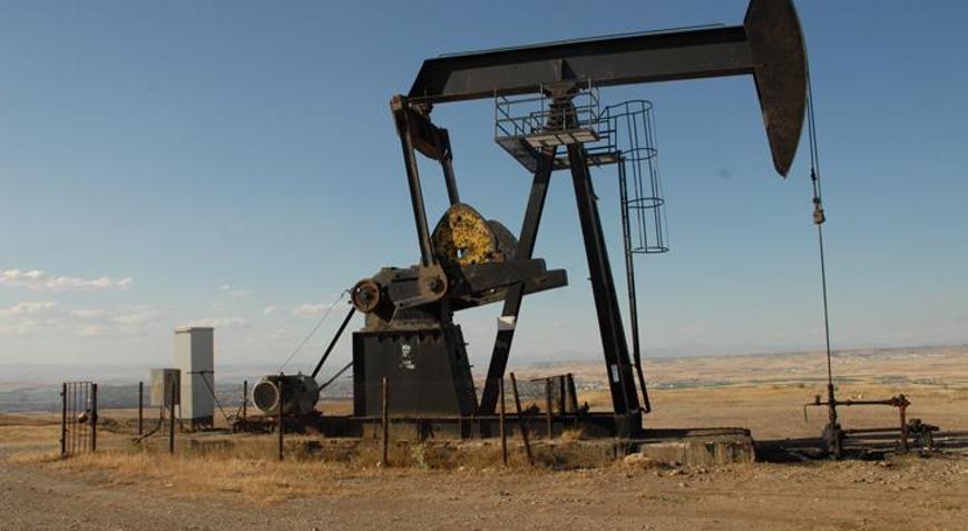 Brent petrol 105 doları gördü
