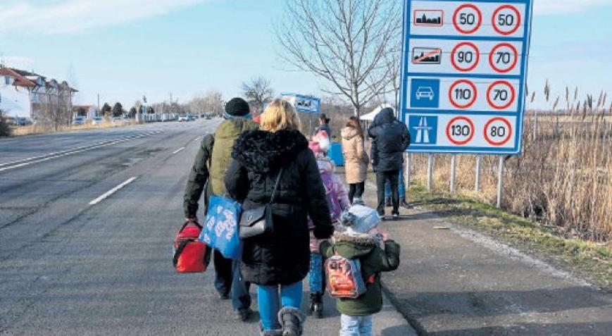 Ukrayna’dan komşulara göçmen akını Ukrayna’dan komşulara göçmen akını