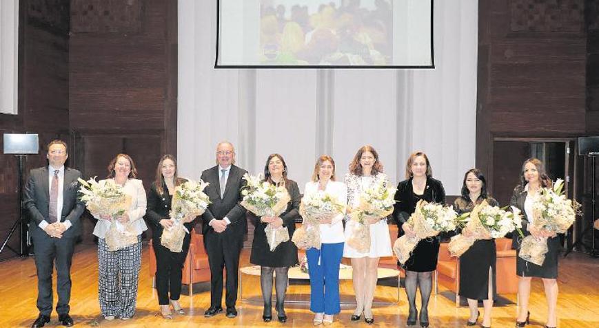 İZİKAD, Belçikalı iş kadınlarını ağırladı
