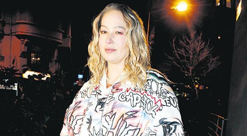 Gözyaşlarını tutamadı