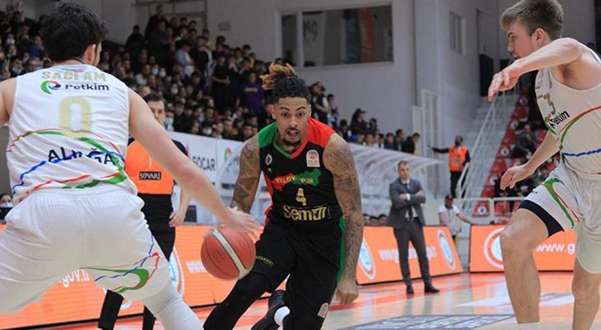 Aliağa Petkimspor galibiyete son saniyede uzandı