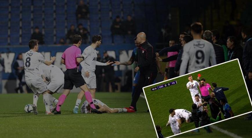 Son dakika haberi: Rizespor - Fenerbahçe maçında ortalık karıştı 35inci saniyede kırmızı kart gördü