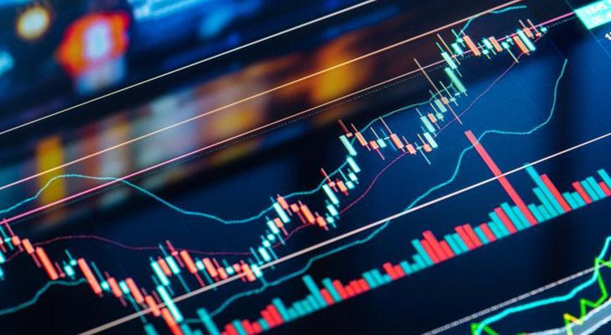 Teknoloji hisselerinden 1,1 milyar dolar çıktı