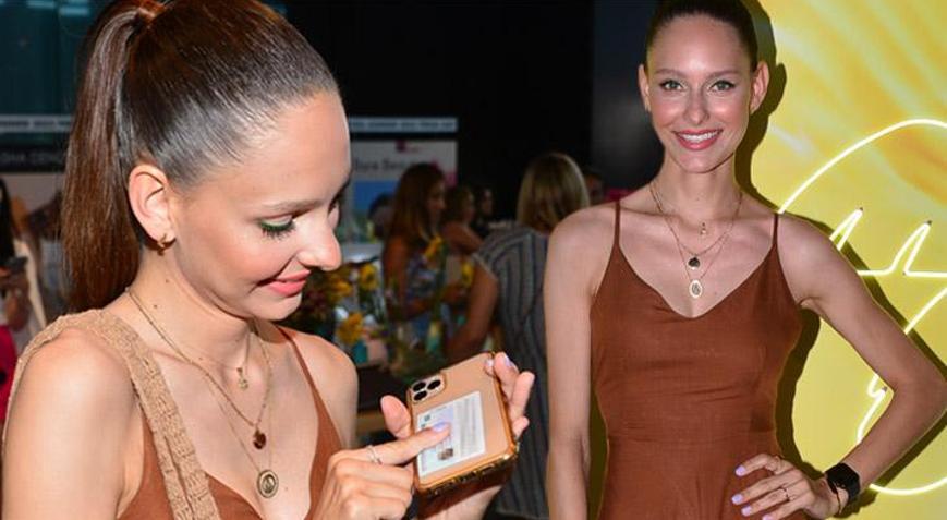 Jessica May yeni kimliğiyle poz verdi - Magazin Haberleri - Milliyet