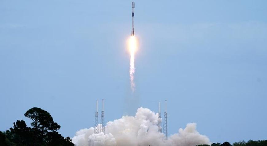 Starlink, binlerce uydunun yörüngesini alçaltıyor: Peki ama neden