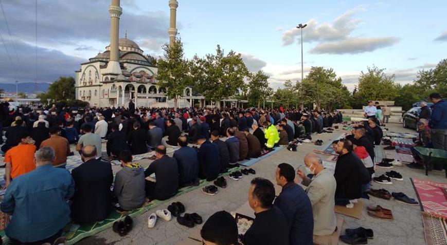 2022 Bayram Namazı Saat Kaçta İl İl Kurban Bayramı Namazı Saati Diyanet Tarafından Açıklandı Bayram Namazı Nasıl Kılınır