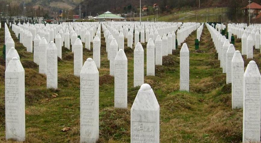 Srebrenitsa nerede Srebrenitsa katliamı nedir, kim yaptı hangi ülke