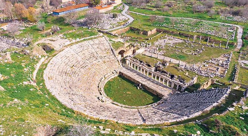 Çocuklar Afrodisias Antik Kenti’ni tanıyor