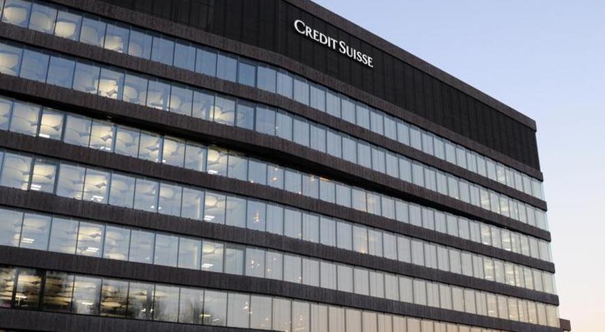 Euro Bölgesinin daralmasını bekliyor